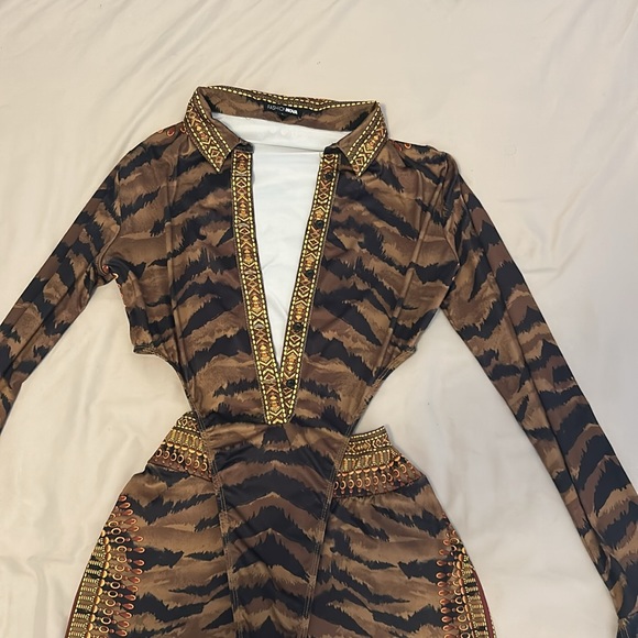 Fashion Nova Two Piece Set / Body Suit & Leggings - Picture 5 of 5